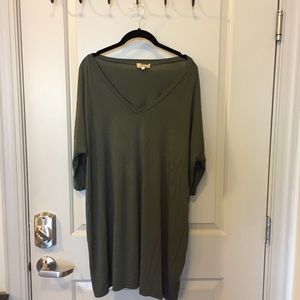 Hunter Green half-sleeve Piko Tunic